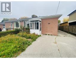 MAIN - 26 DAVIS DRIVE, Aurora, Ontario