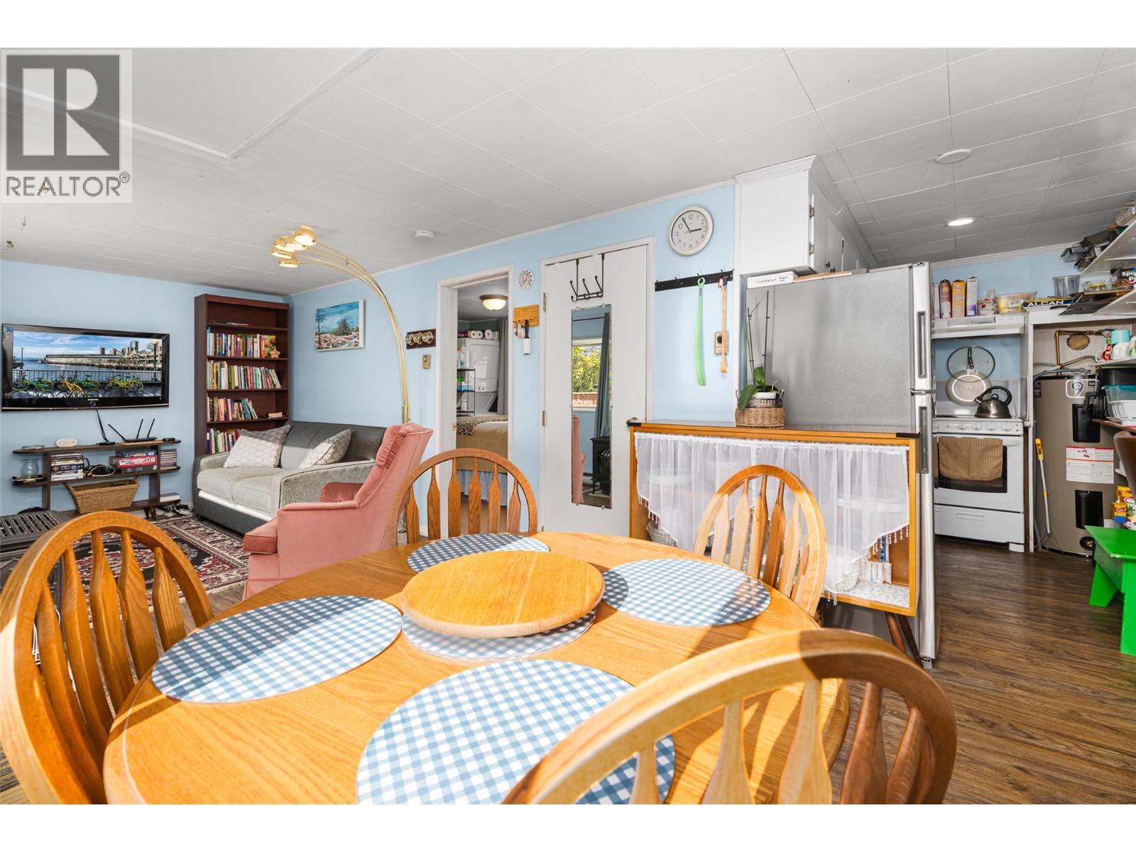 5060 3a Highway, Wynndel, British Columbia  V0B 2N2 - Photo 6 - 10365671