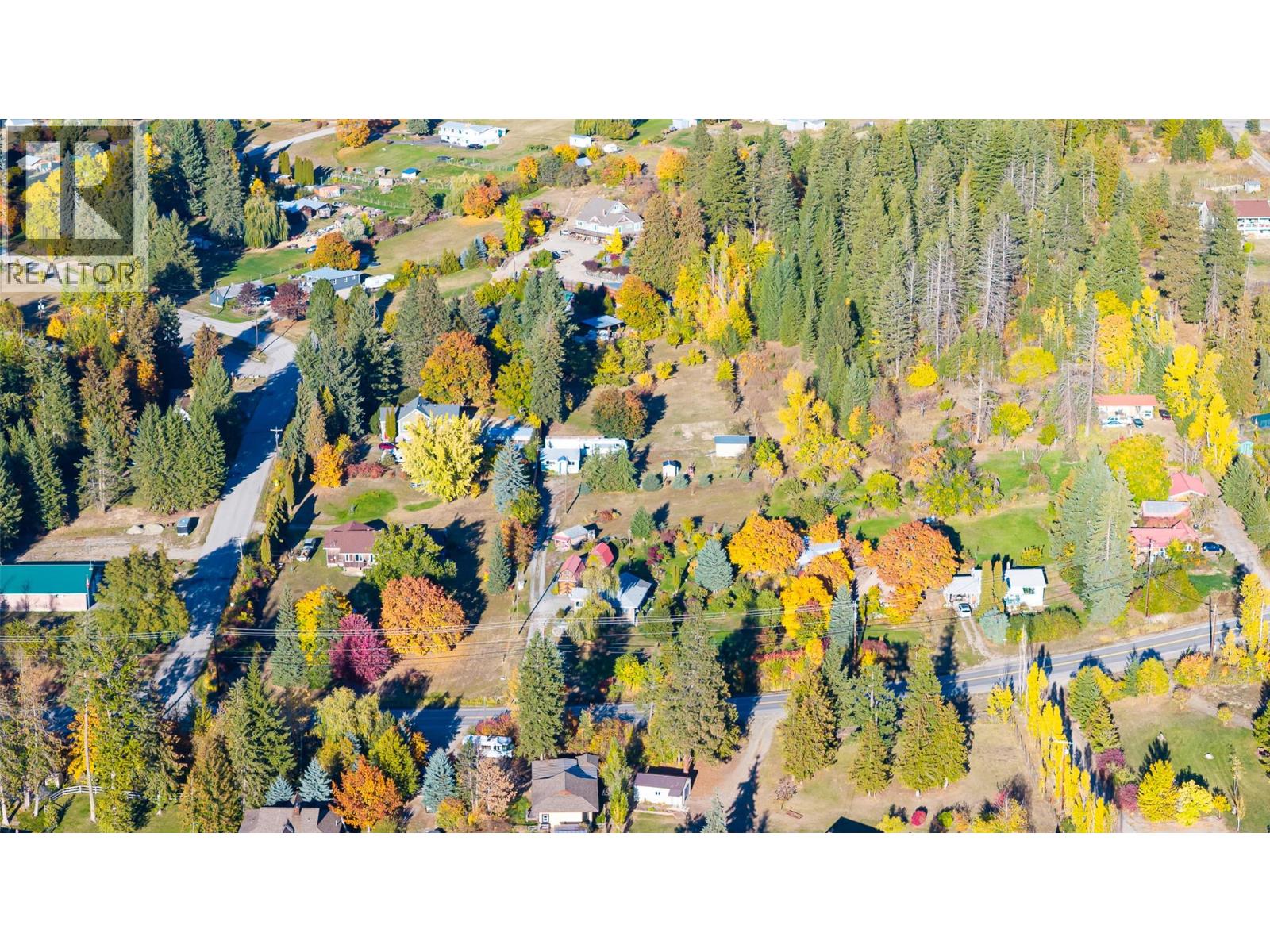 5060 3a Highway, Wynndel, British Columbia  V0B 2N2 - Photo 38 - 10365671