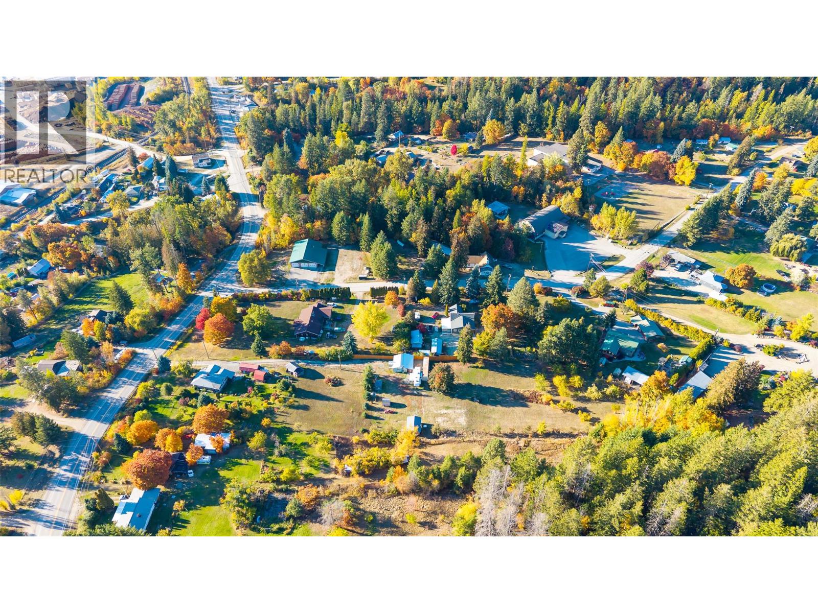 5060 3a Highway, Wynndel, British Columbia  V0B 2N2 - Photo 34 - 10365671