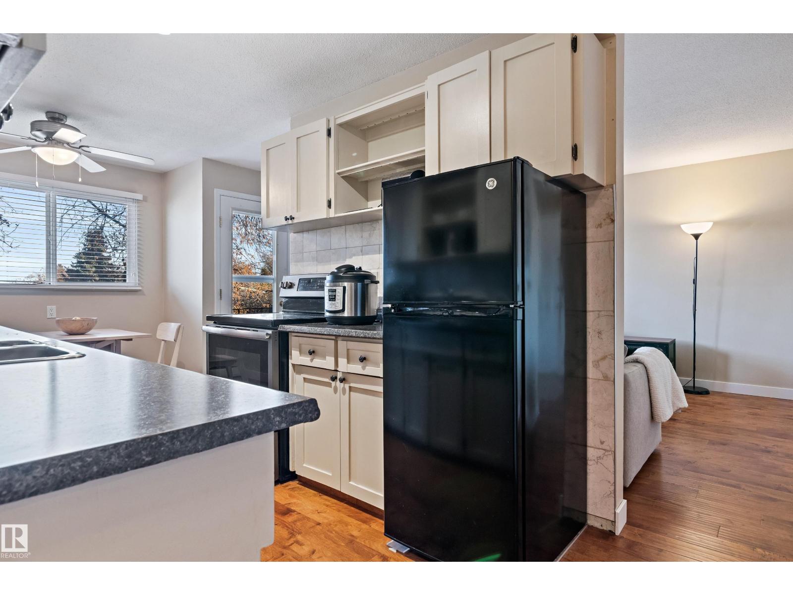 #10 5635 105 St Nw, Edmonton, Alberta  T6H 2N2 - Photo 11 - E4462609
