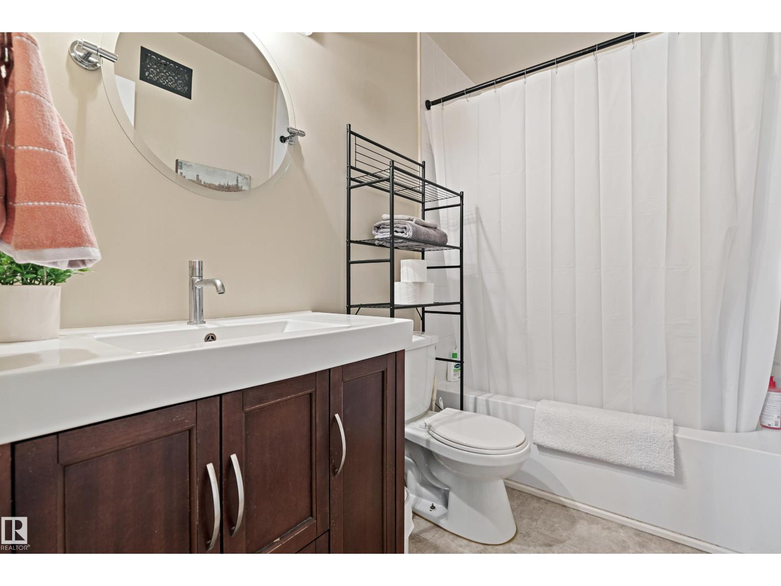 #10 5635 105 St Nw, Edmonton, Alberta  T6H 2N2 - Photo 13 - E4462609