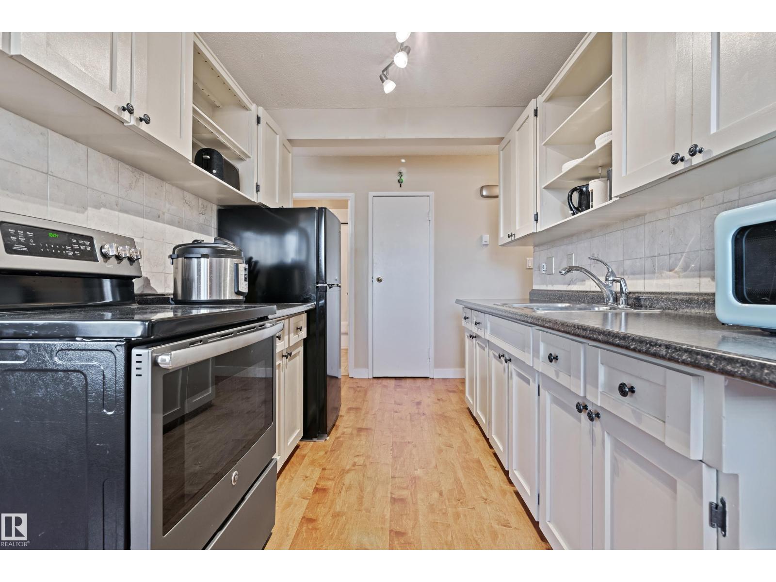 #10 5635 105 St Nw, Edmonton, Alberta  T6H 2N2 - Photo 8 - E4462609