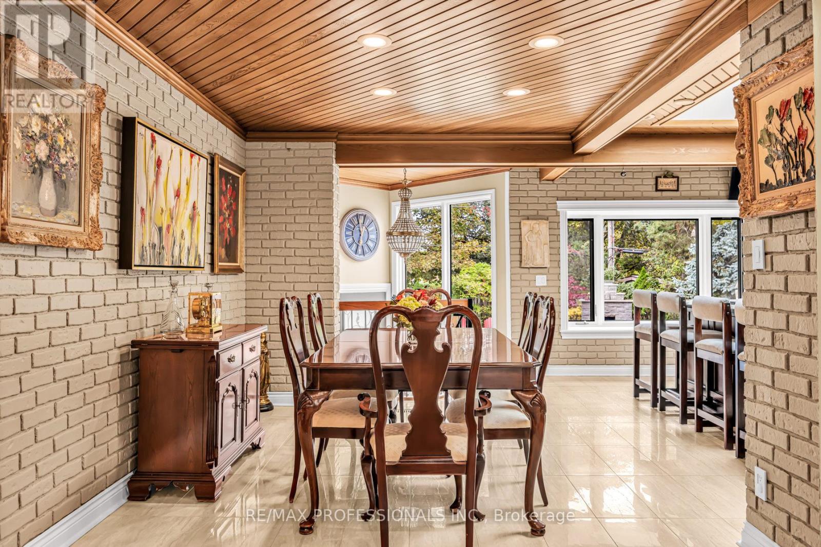 16 Woodpark Road, Toronto, Ontario  M9P 1L9 - Photo 13 - W12469443