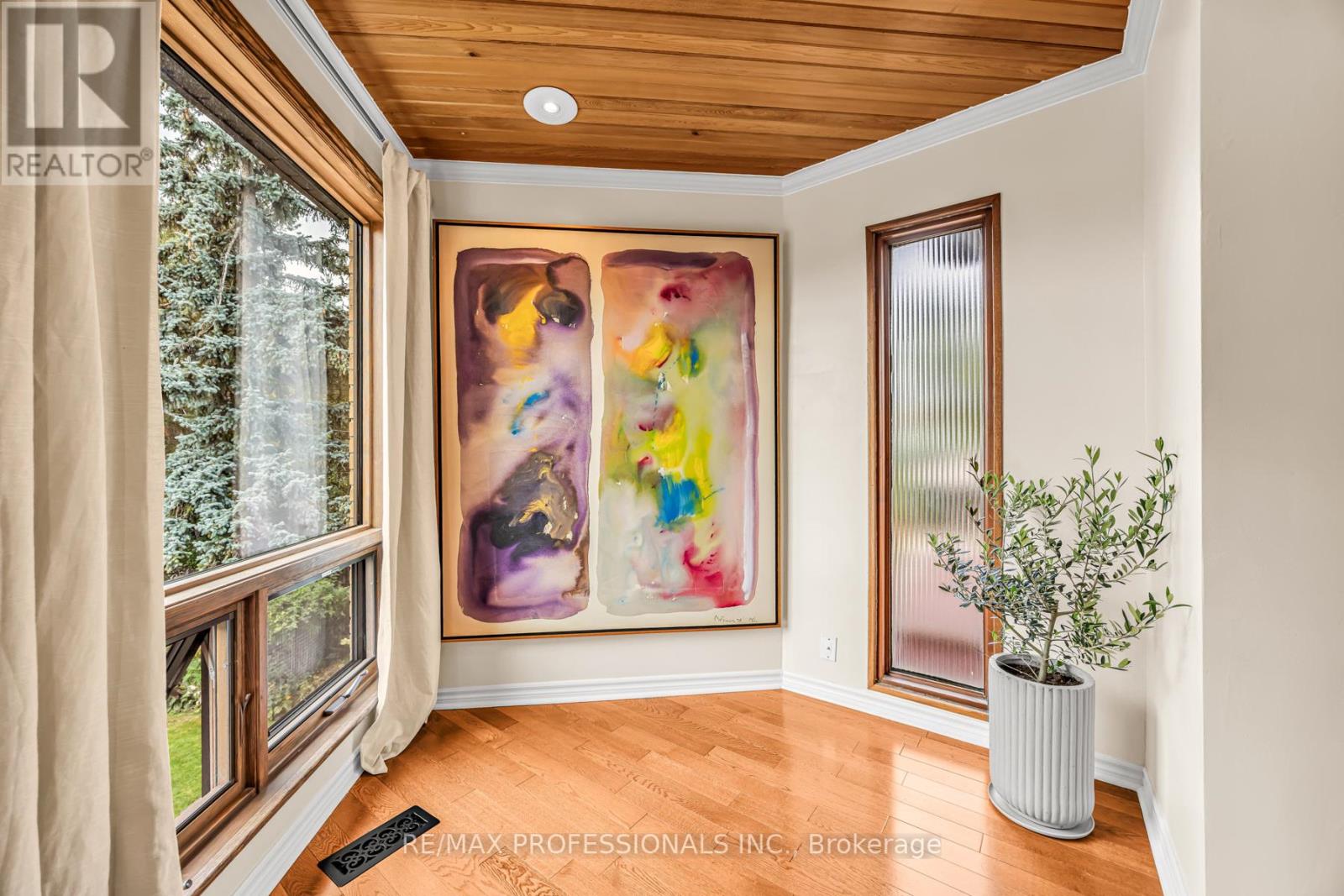 16 Woodpark Road, Toronto, Ontario  M9P 1L9 - Photo 29 - W12469443