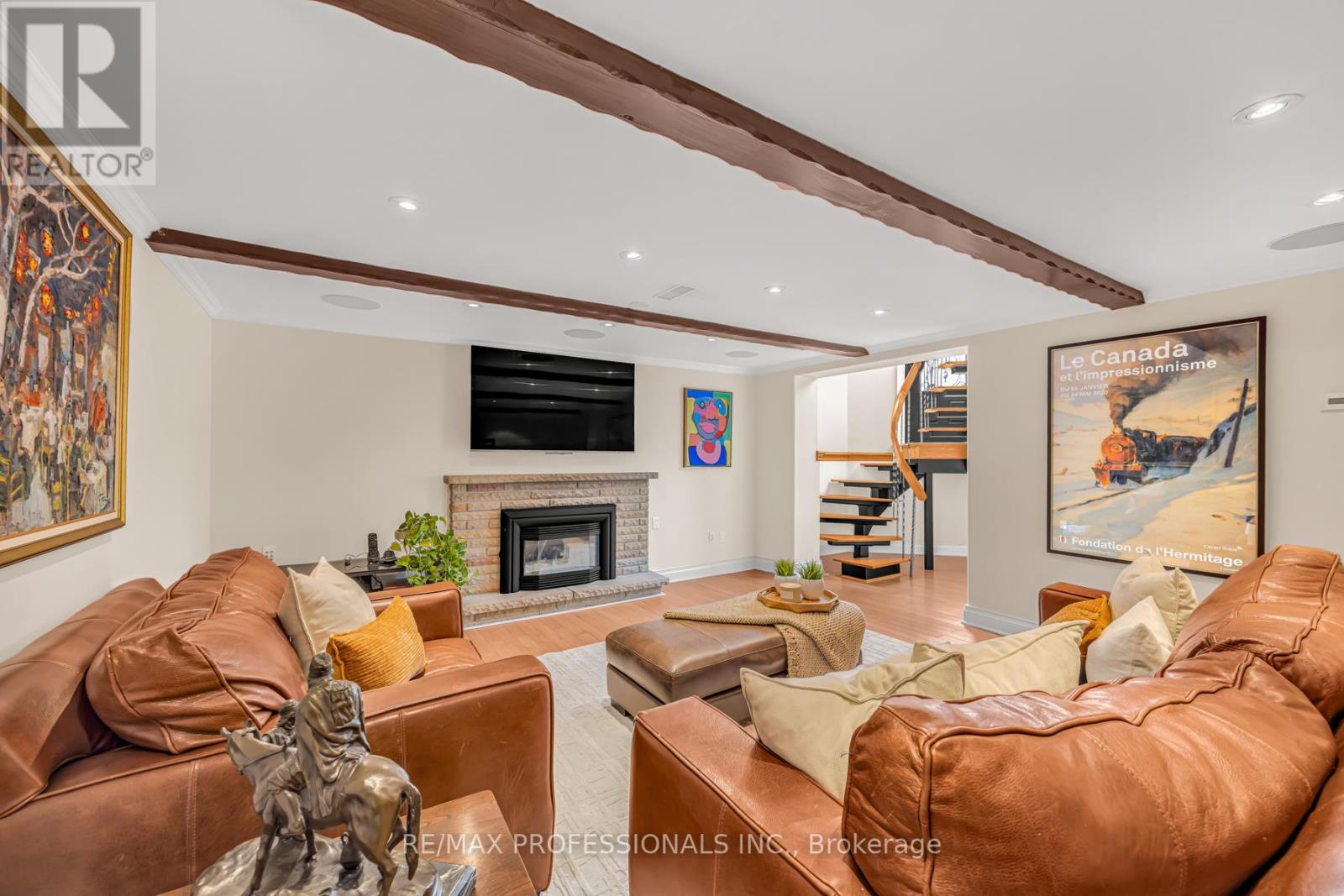 16 Woodpark Road, Toronto, Ontario  M9P 1L9 - Photo 39 - W12469443