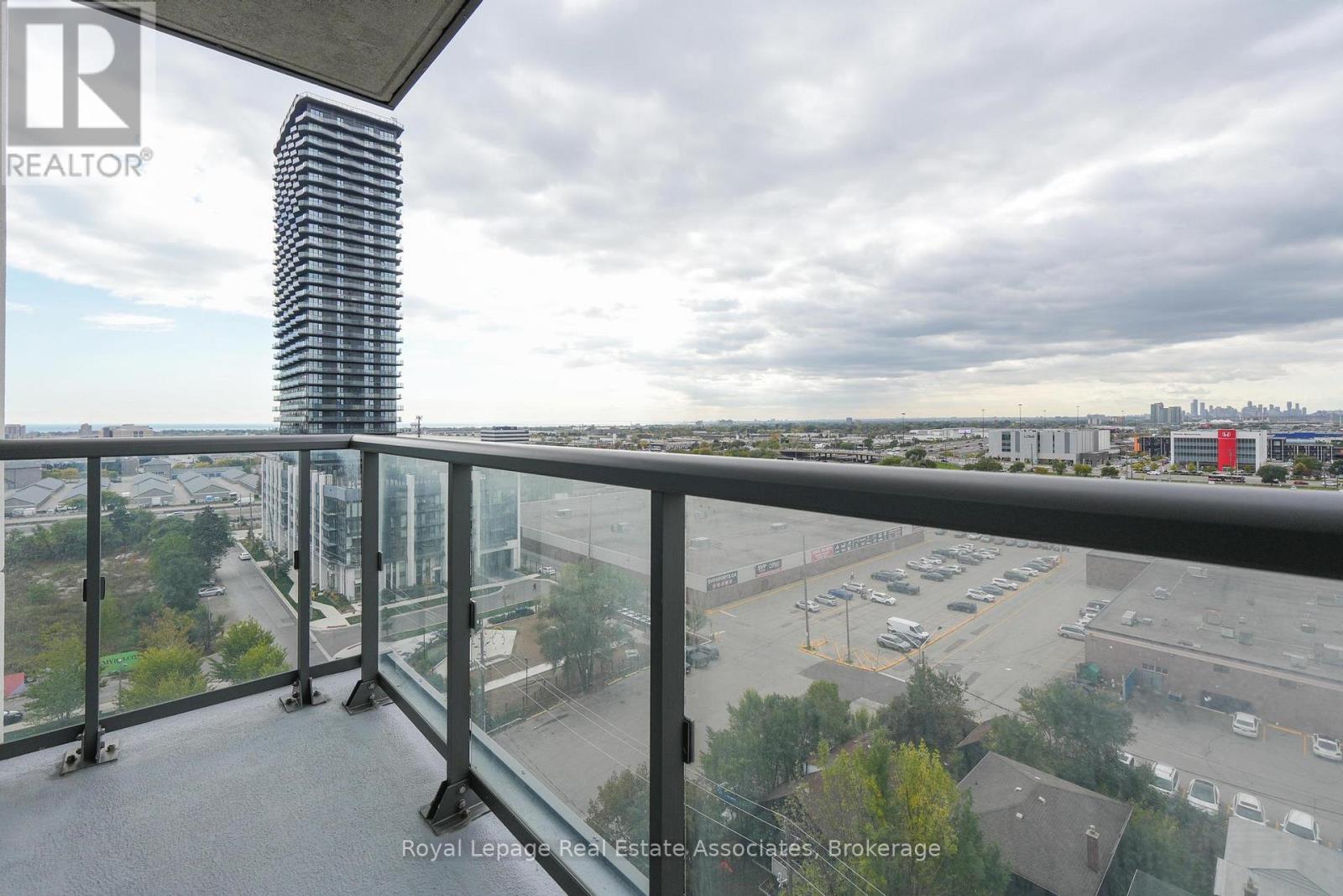 1007 - 15 Zorra Street, Toronto, Ontario  M8Z 0C1 - Photo 19 - W12469447
