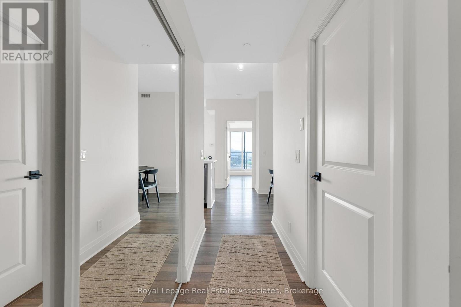 1007 - 15 Zorra Street, Toronto, Ontario  M8Z 0C1 - Photo 2 - W12469447