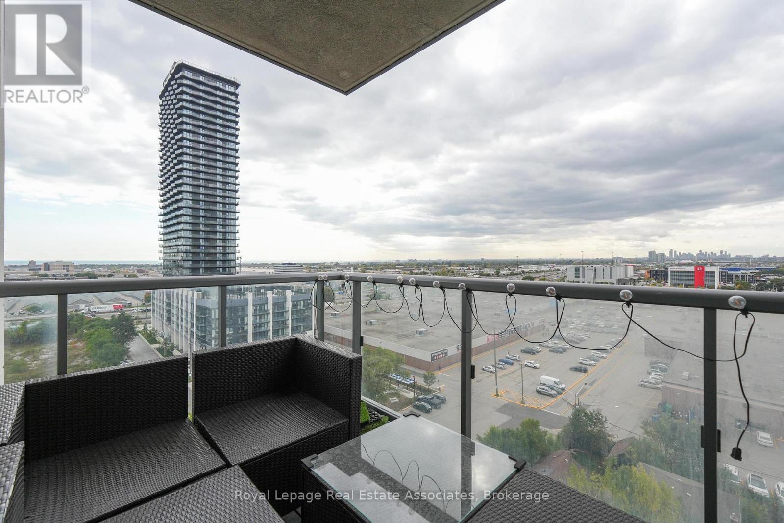 1007 - 15 Zorra Street, Toronto, Ontario  M8Z 0C1 - Photo 26 - W12469447