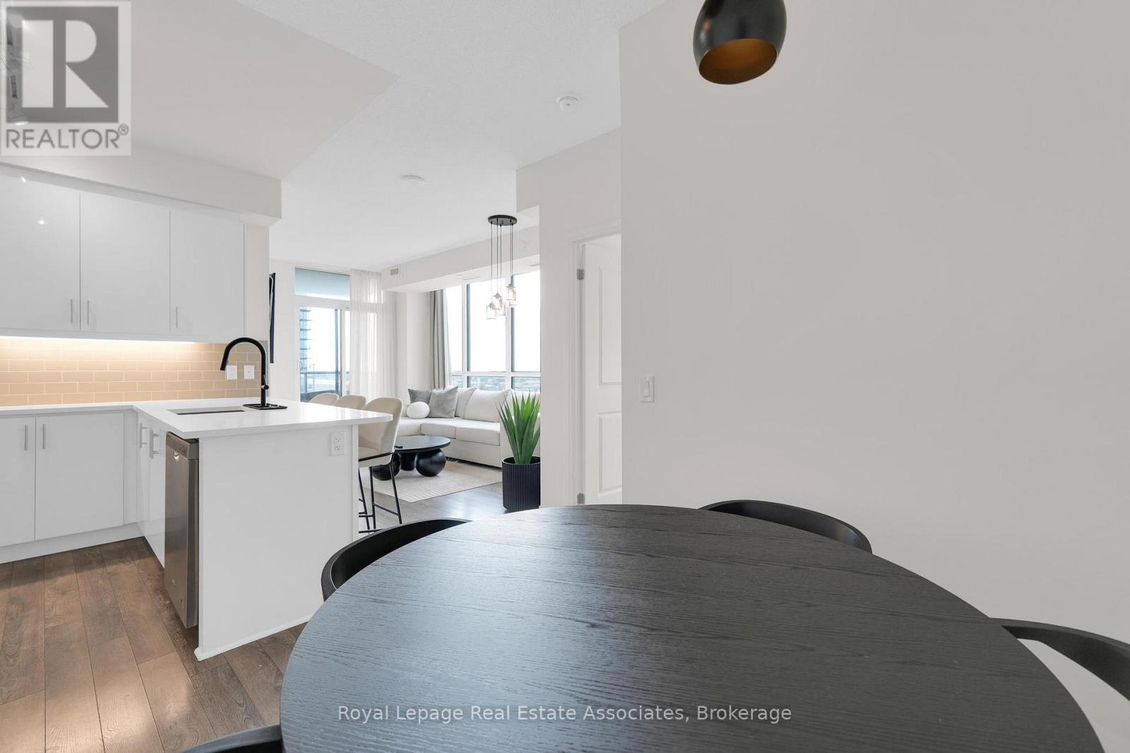 1007 - 15 Zorra Street, Toronto, Ontario  M8Z 0C1 - Photo 6 - W12469447