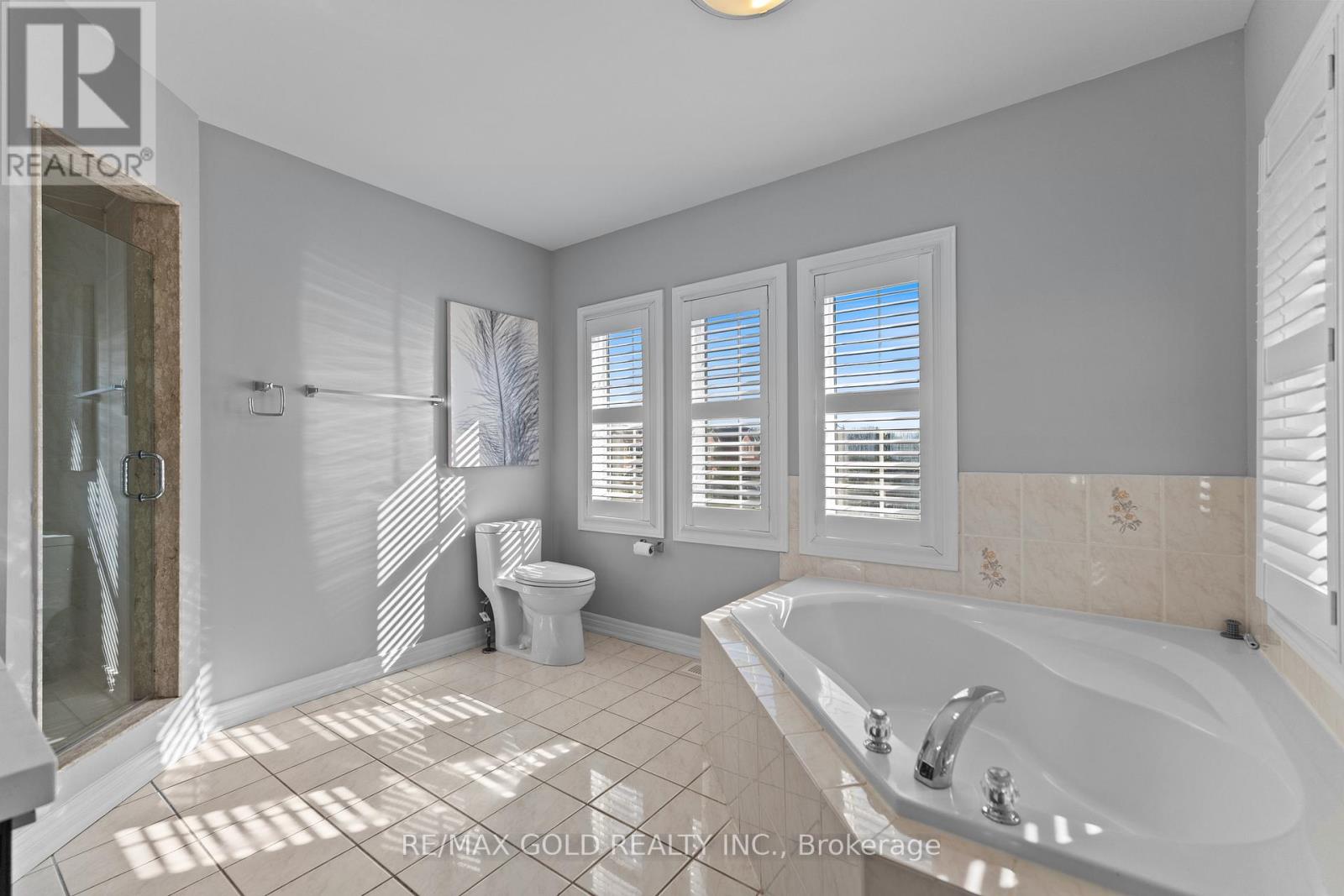 2 Revelstoke Place, Brampton, Ontario  L6R 3G3 - Photo 27 - W12469483