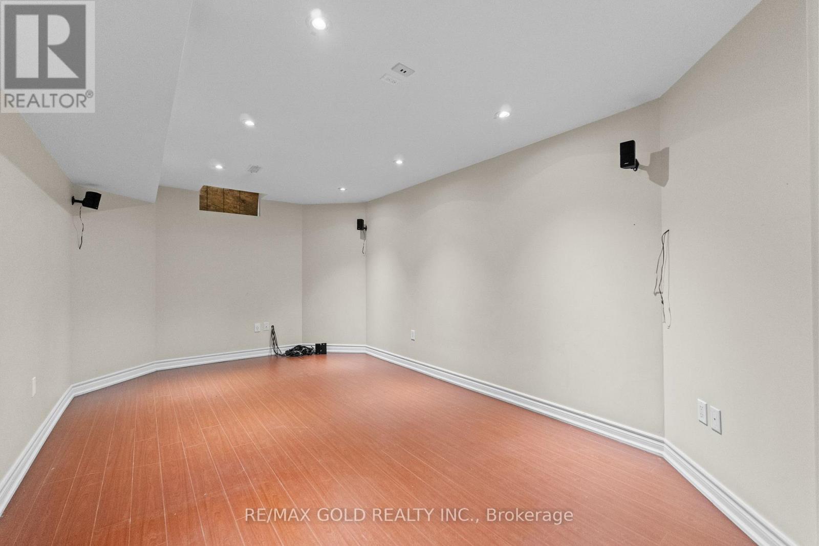 2 Revelstoke Place, Brampton, Ontario  L6R 3G3 - Photo 44 - W12469483