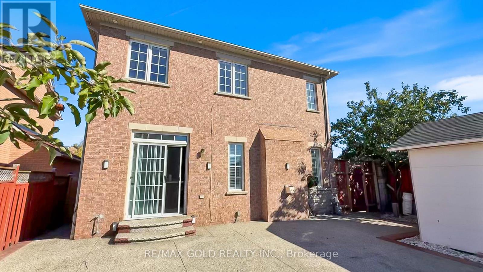 2 Revelstoke Place, Brampton, Ontario  L6R 3G3 - Photo 49 - W12469483