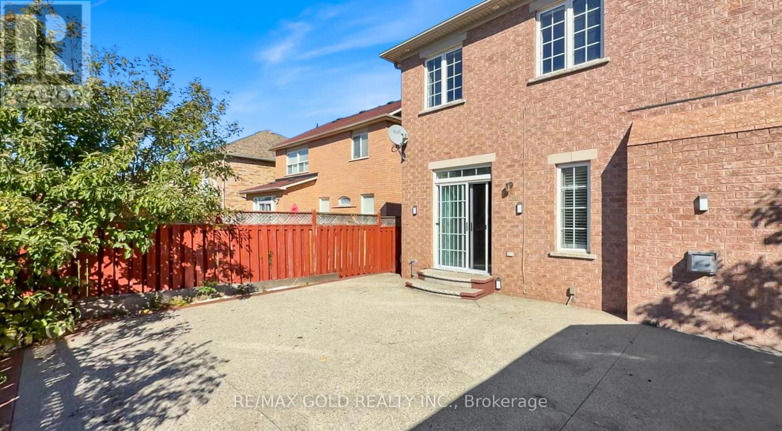 2 Revelstoke Place, Brampton, Ontario  L6R 3G3 - Photo 50 - W12469483
