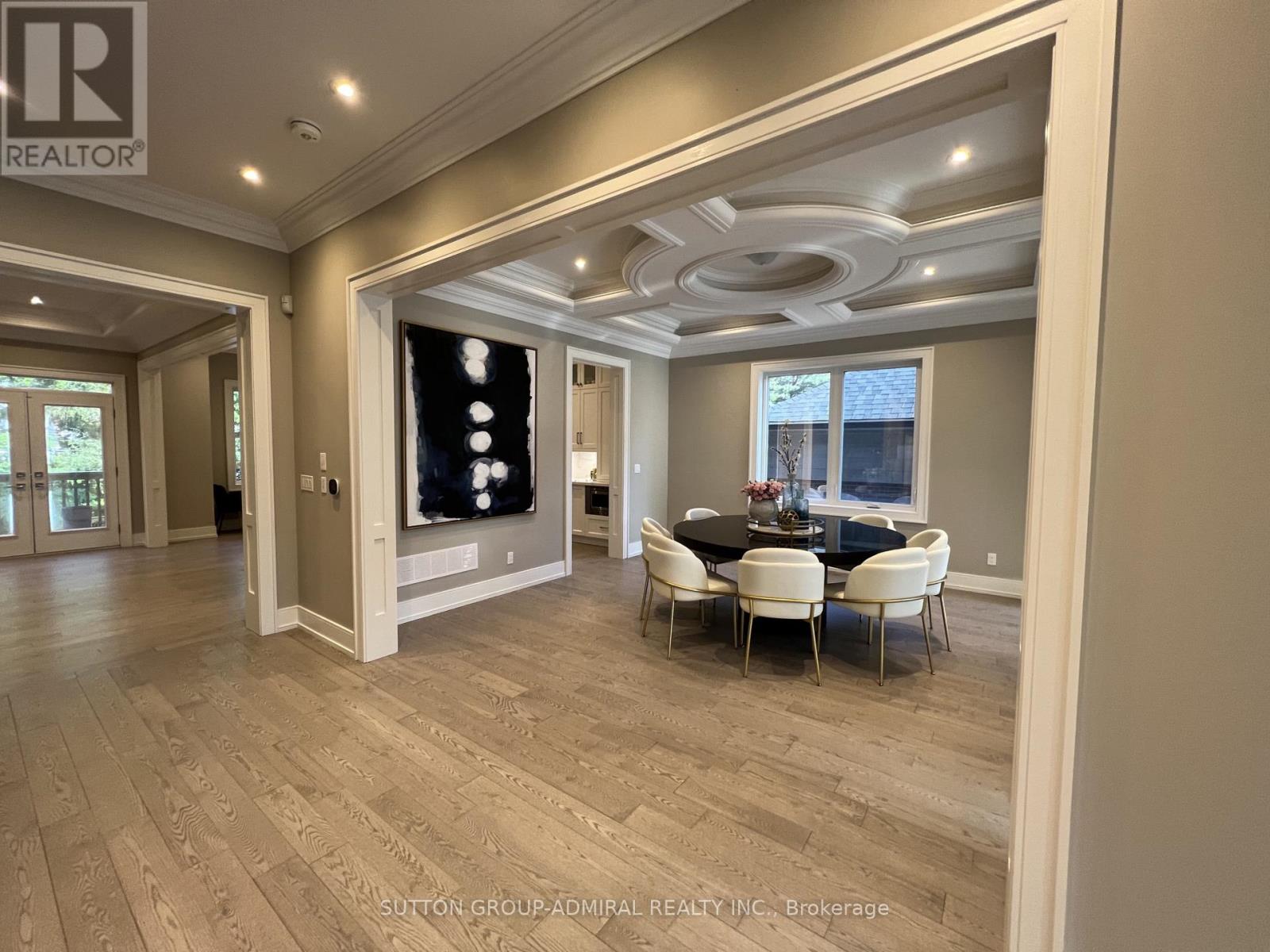 1060 Kipling Avenue, Toronto, Ontario  M9B 3L9 - Photo 17 - W12469512