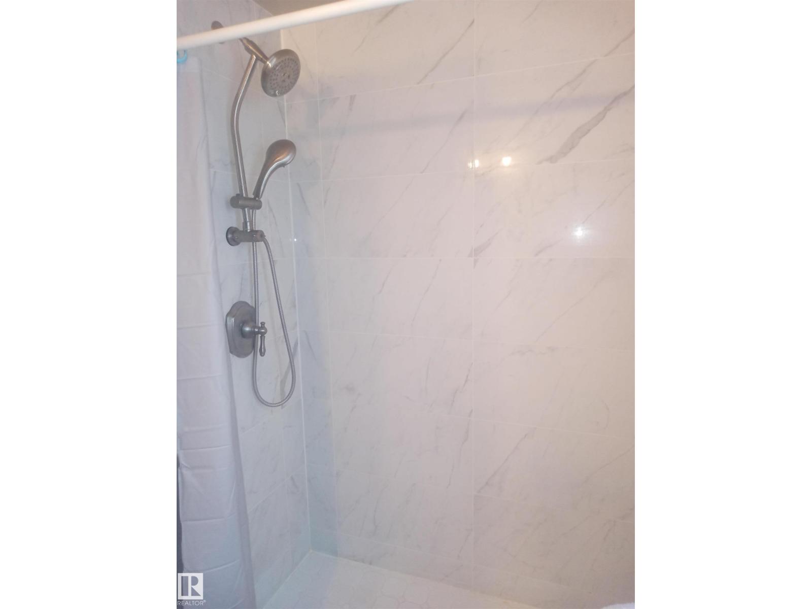 11235 95 St Nw Nw, Edmonton, Alberta  T5G 1K8 - Photo 10 - E4462461