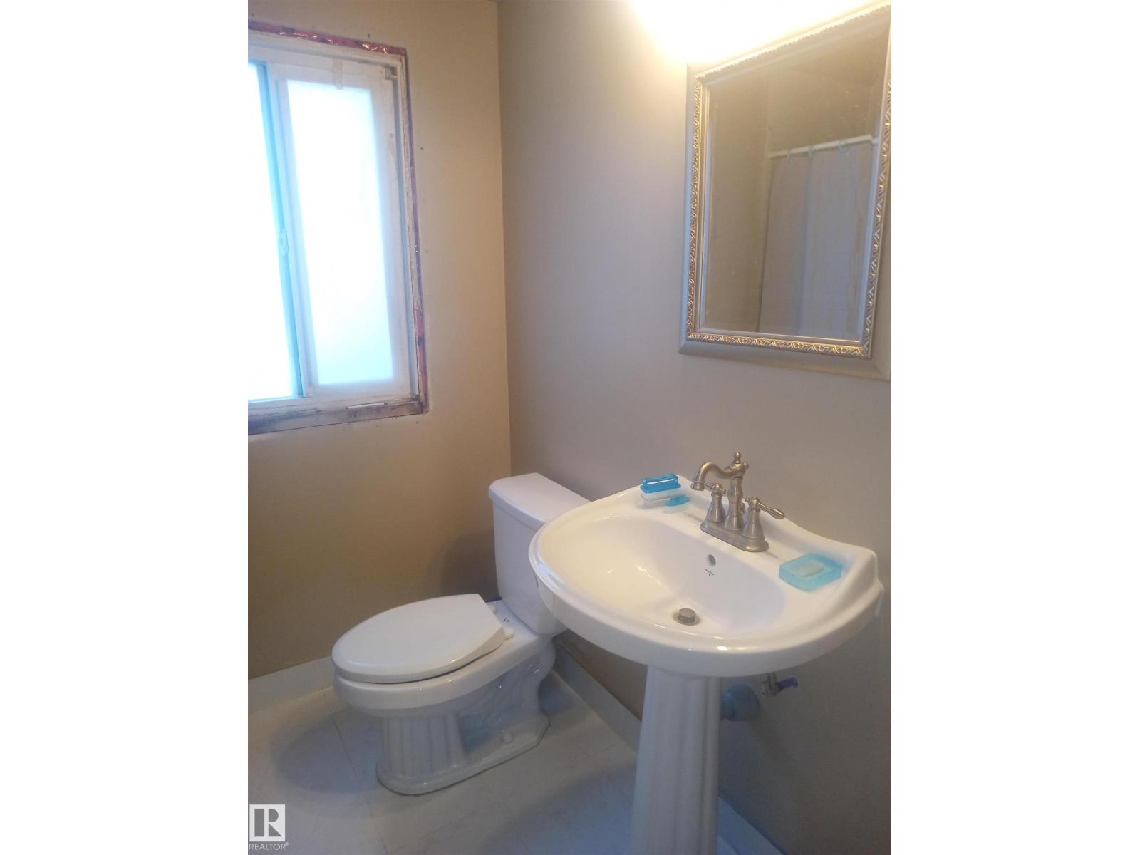 11235 95 St Nw Nw, Edmonton, Alberta  T5G 1K8 - Photo 9 - E4462461