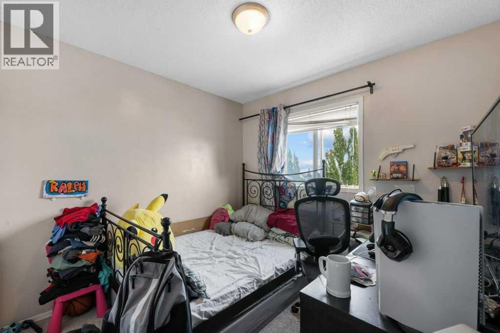 154 Bridlewood Drive Sw, Calgary, Alberta  T2Y 3T2 - Photo 16 - A2263498