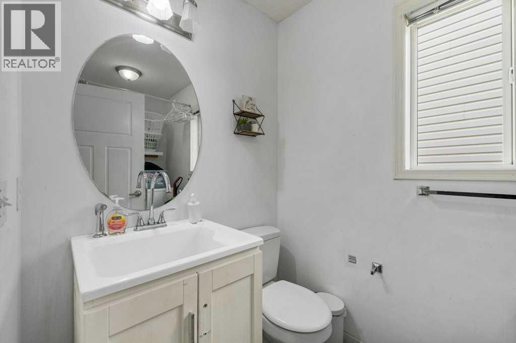 154 Bridlewood Drive Sw, Calgary, Alberta  T2Y 3T2 - Photo 12 - A2263498