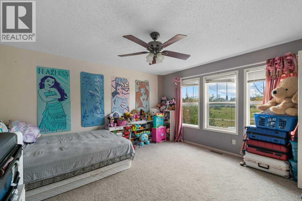 154 Bridlewood Drive Sw, Calgary, Alberta  T2Y 3T2 - Photo 18 - A2263498