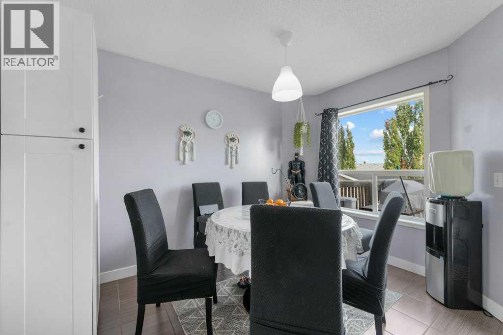 154 Bridlewood Drive Sw, Calgary, Alberta  T2Y 3T2 - Photo 7 - A2263498