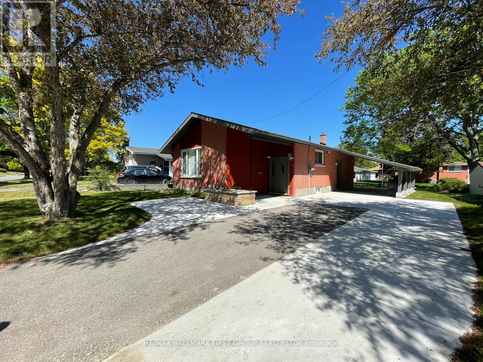 Lower - 1176 Milburn Street, Peterborough, Ontario  K9H 6P2 - Photo 13 - X12469440