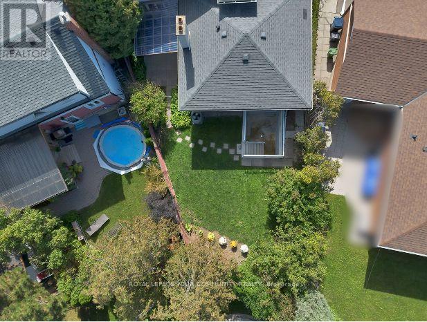 651 Burnhamthorpe Road, Toronto, Ontario  M9C 2Z1 - Photo 47 - W12459862