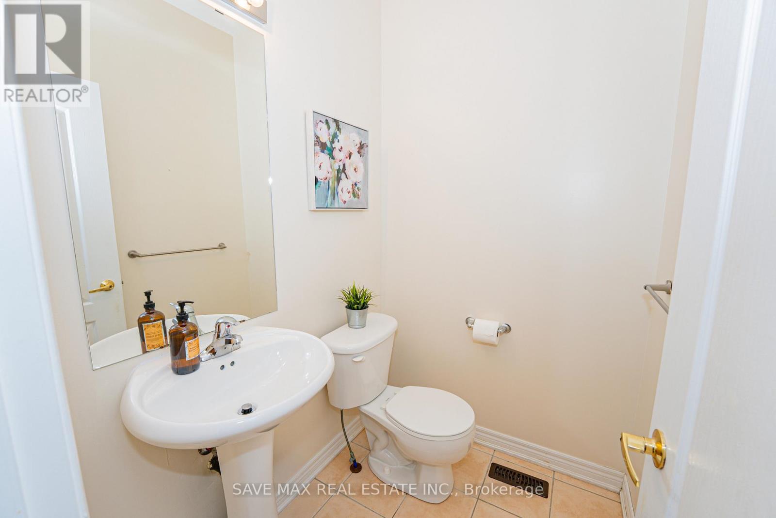 84 Rocky Point Crescent, Brampton, Ontario  L6V 4R8 - Photo 12 - W12468740