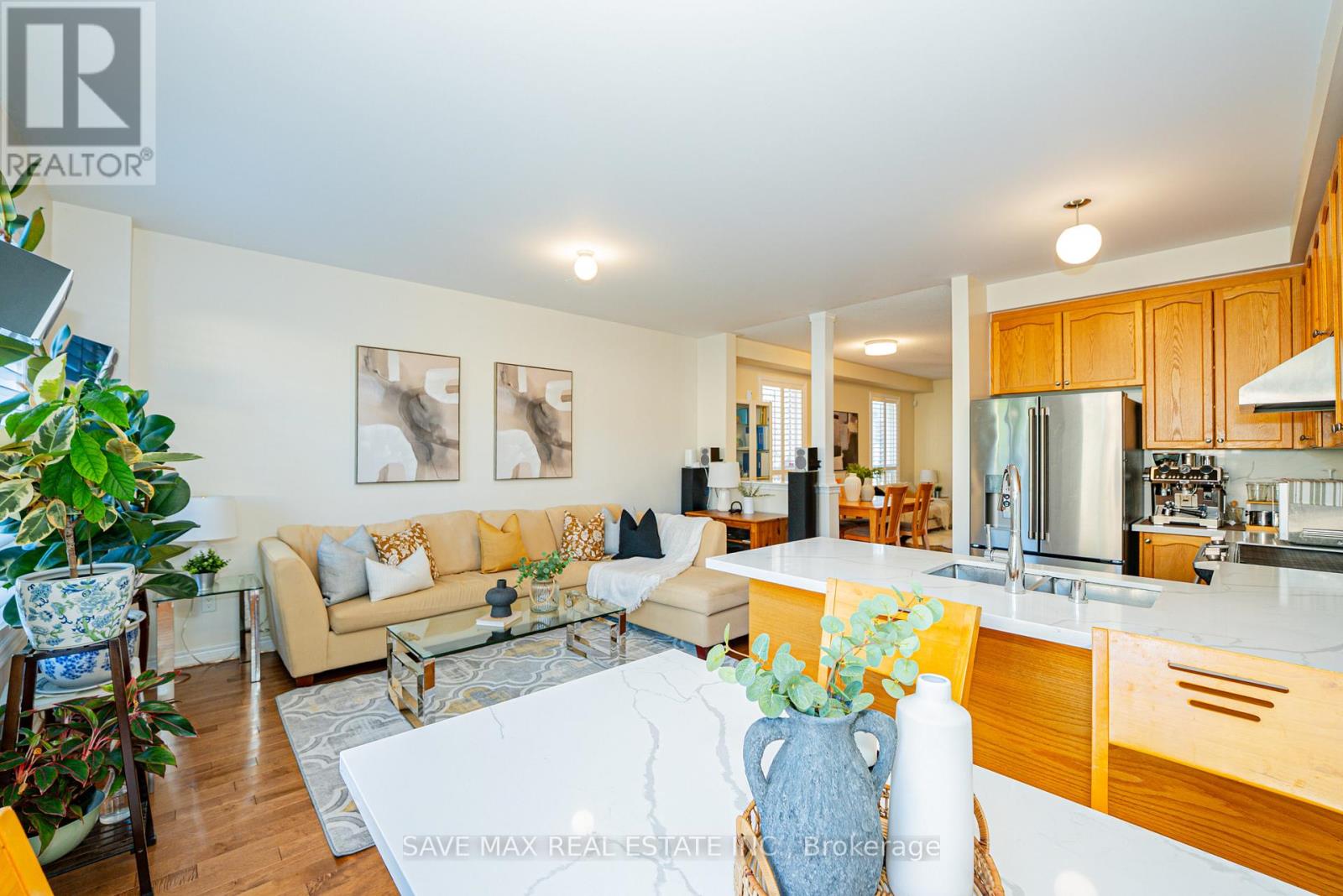 84 Rocky Point Crescent, Brampton, Ontario  L6V 4R8 - Photo 8 - W12468740