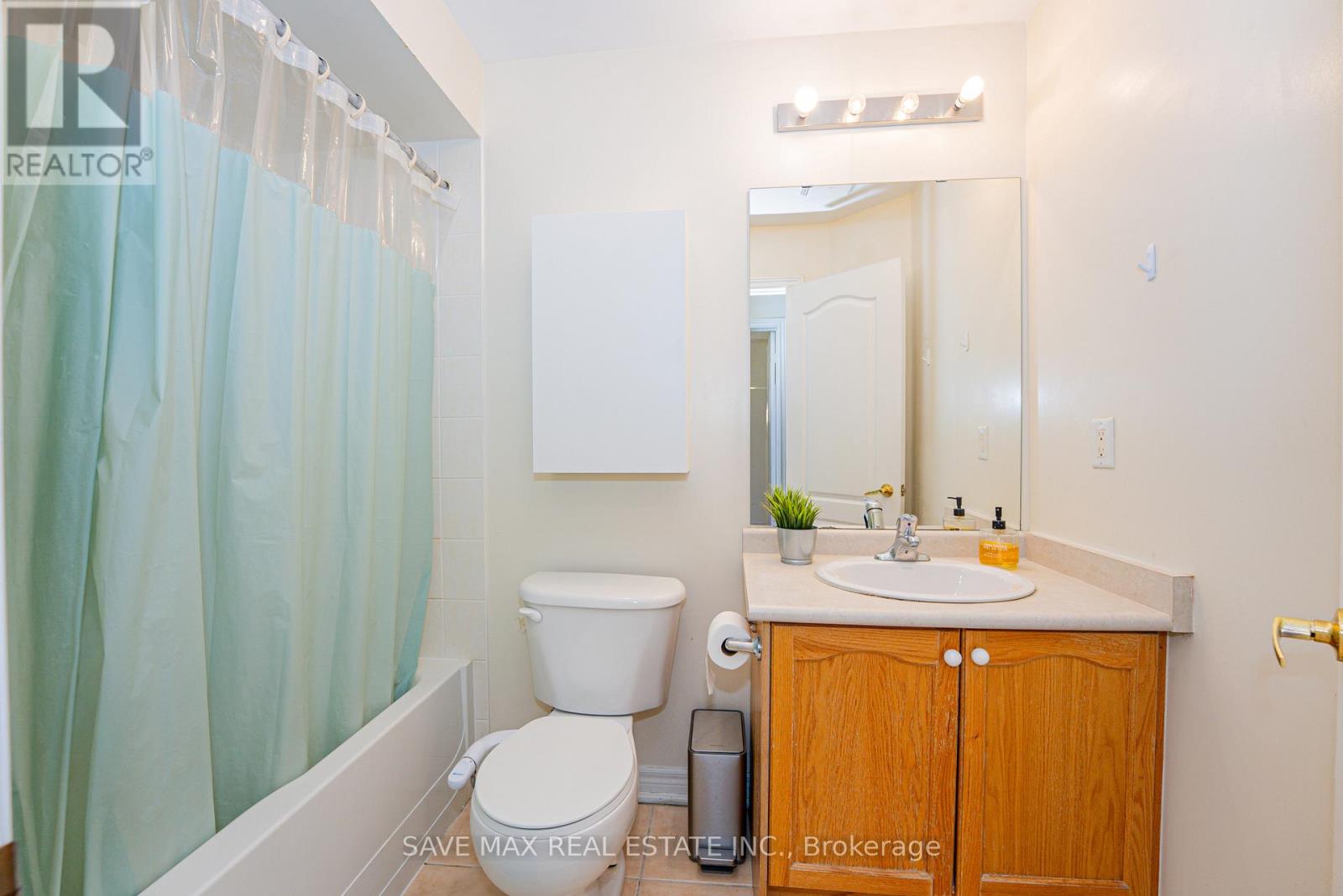 84 Rocky Point Crescent, Brampton, Ontario  L6V 4R8 - Photo 20 - W12468740