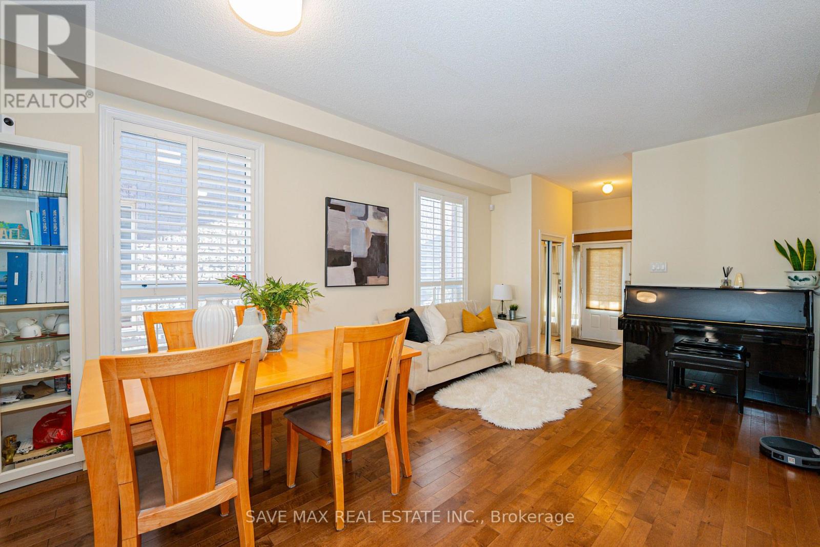 84 Rocky Point Crescent, Brampton, Ontario  L6V 4R8 - Photo 7 - W12468740