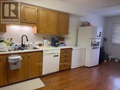 4 - 235 Shakespeare Drive, Waterloo, Ontario  N2L 2T5 - Photo 4 - X12469369