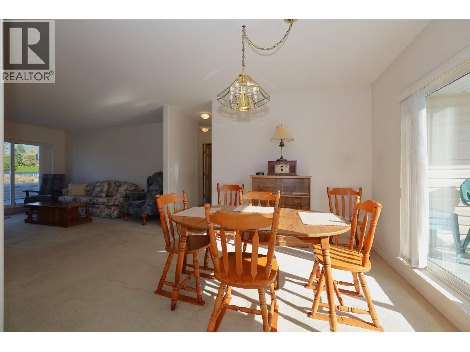 28 5610 Trail Avenue, Sechelt, British Columbia  V0N 3A3 - Photo 5 - R3048243