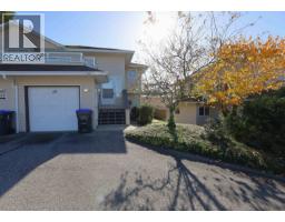 28 5610 TRAIL AVENUE, Sechelt, British Columbia