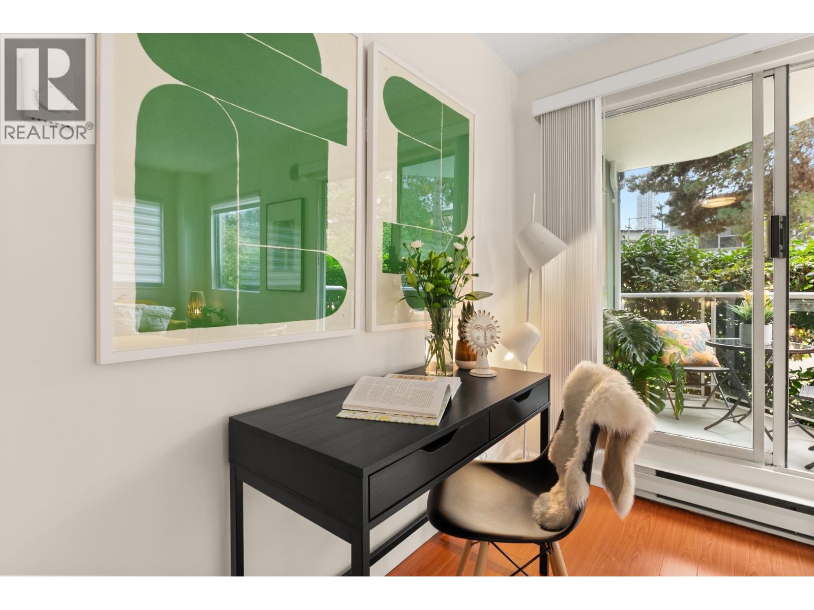 210 1508 Mariner Walk, Vancouver, British Columbia  V6J 4X9 - Photo 2 - R3059585