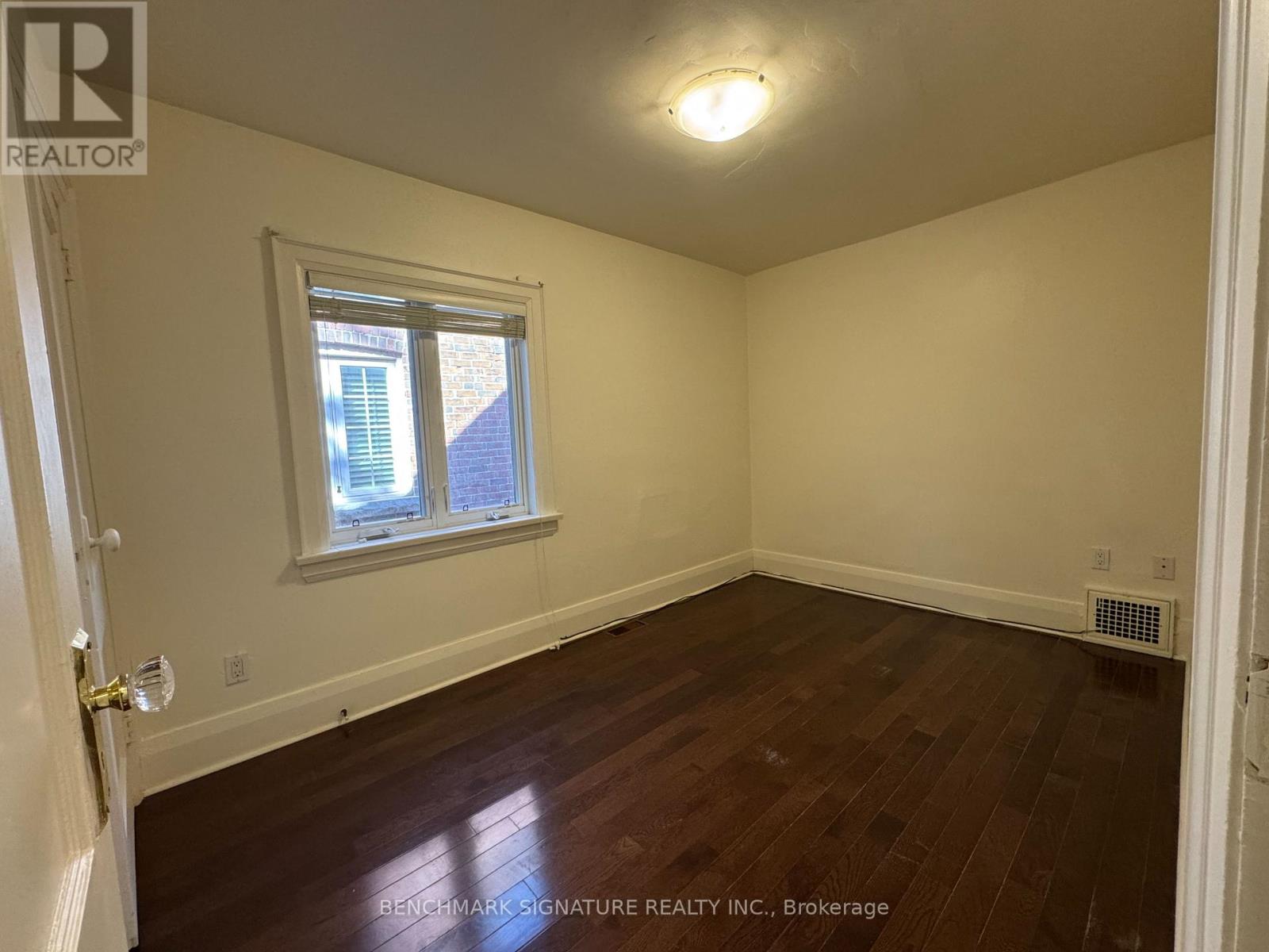 1040 Mount Pleasant Road, Toronto, Ontario  M4P 2M4 - Photo 8 - C12469532