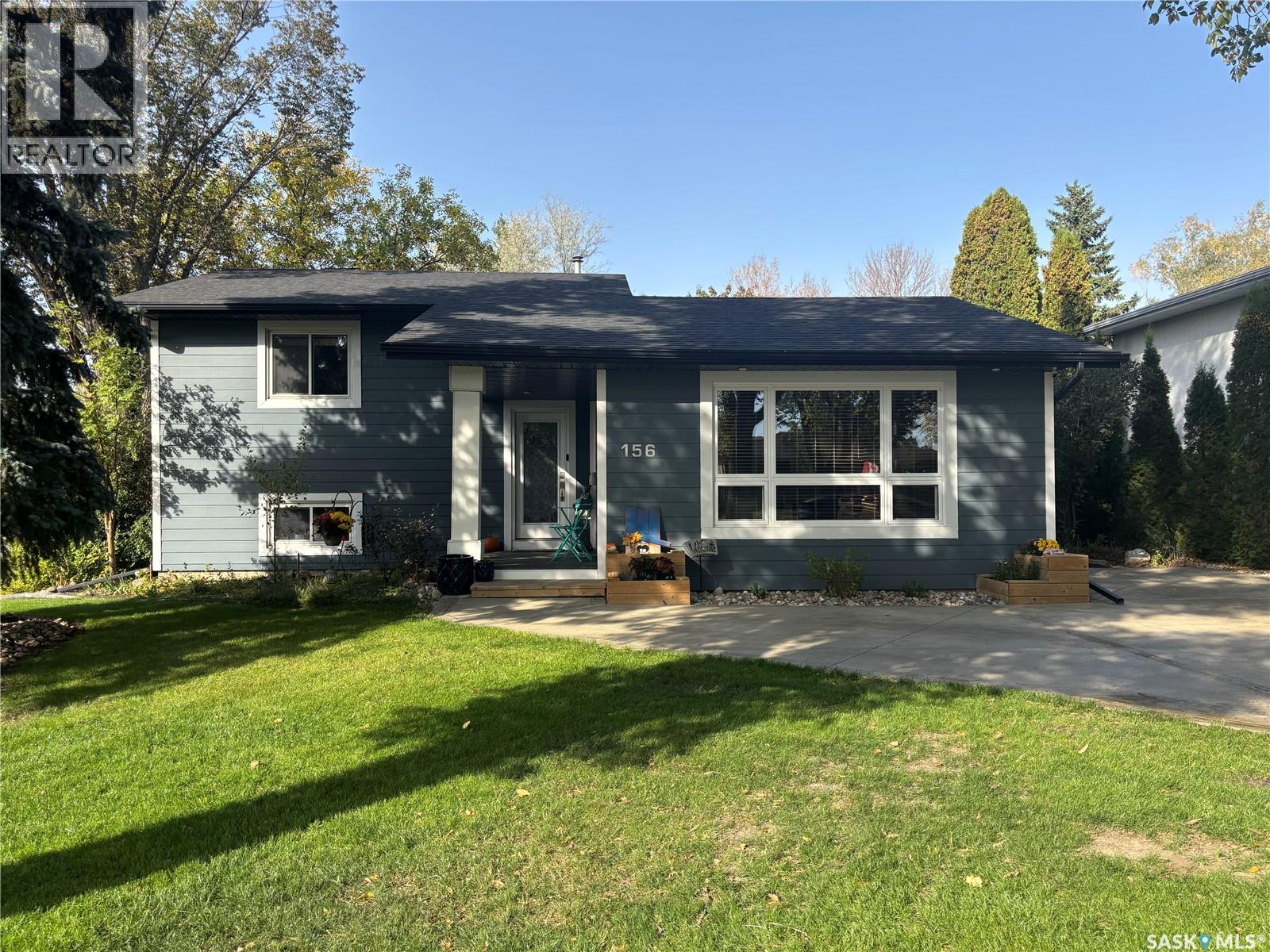 156 Tremaine AVENUE, Regina, Saskatchewan