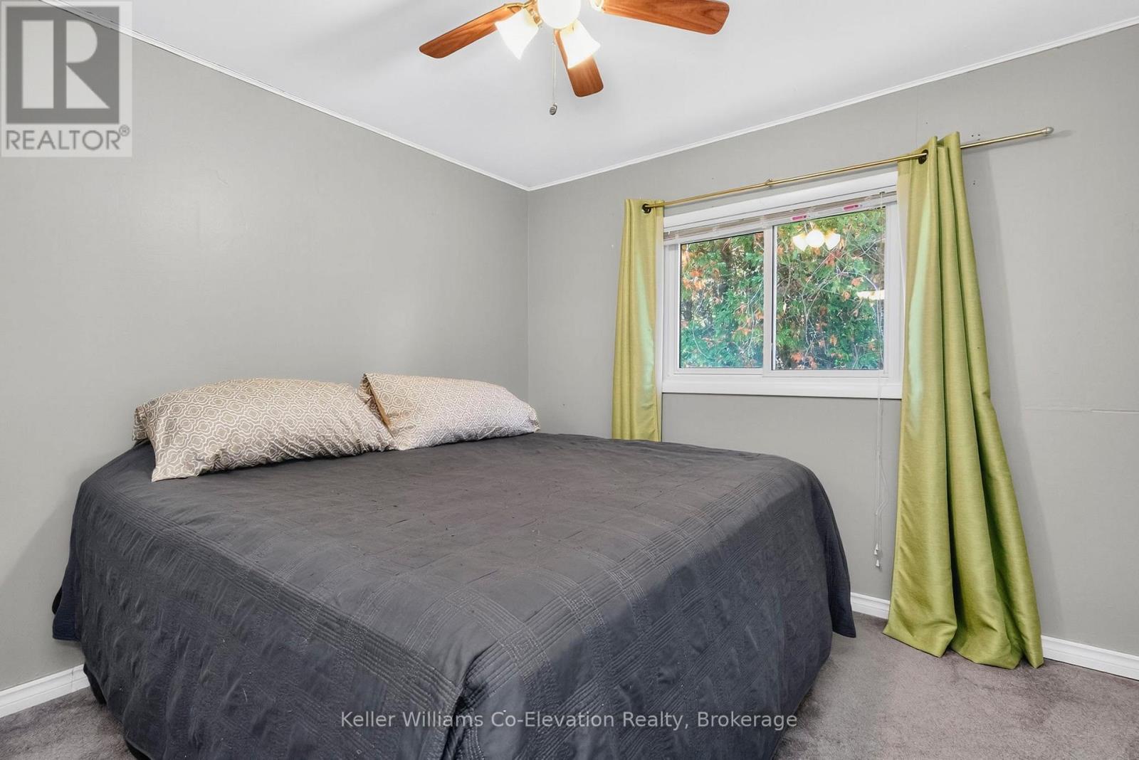 241 Fox Street, Penetanguishene, Ontario  L9M 1E9 - Photo 11 - S12469561