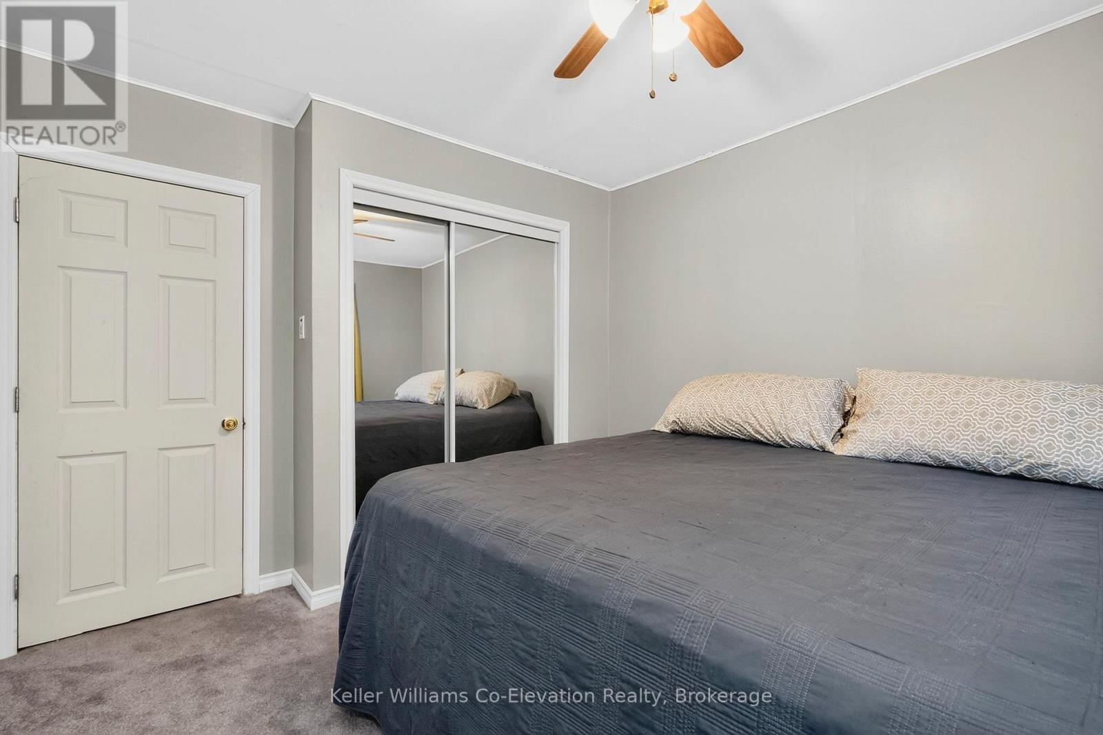 241 Fox Street, Penetanguishene, Ontario  L9M 1E9 - Photo 12 - S12469561