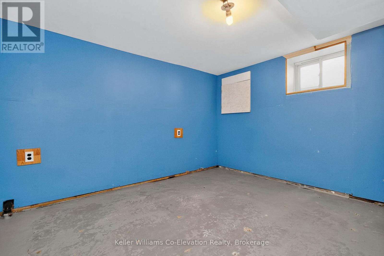 241 Fox Street, Penetanguishene, Ontario  L9M 1E9 - Photo 19 - S12469561