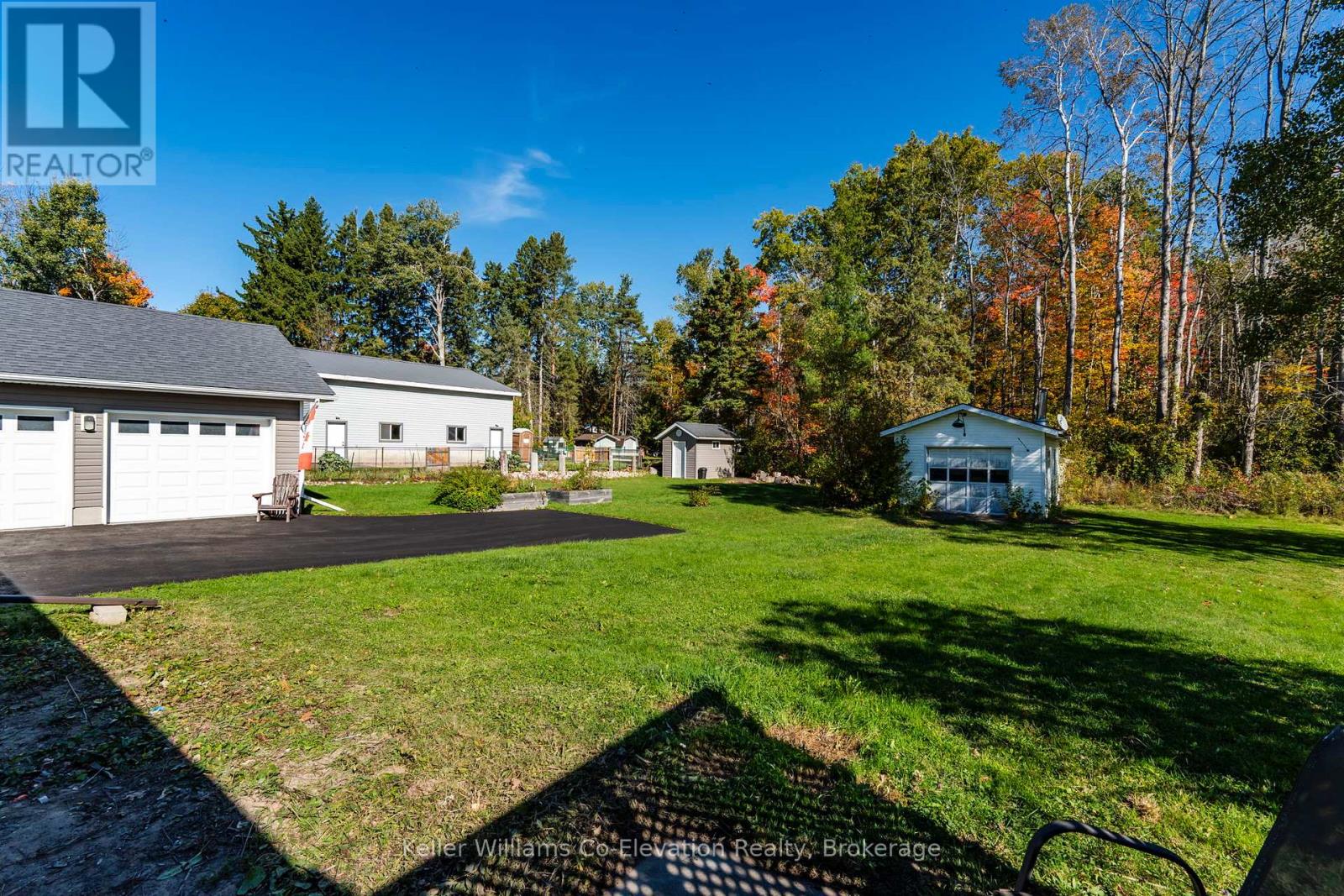241 Fox Street, Penetanguishene, Ontario  L9M 1E9 - Photo 21 - S12469561