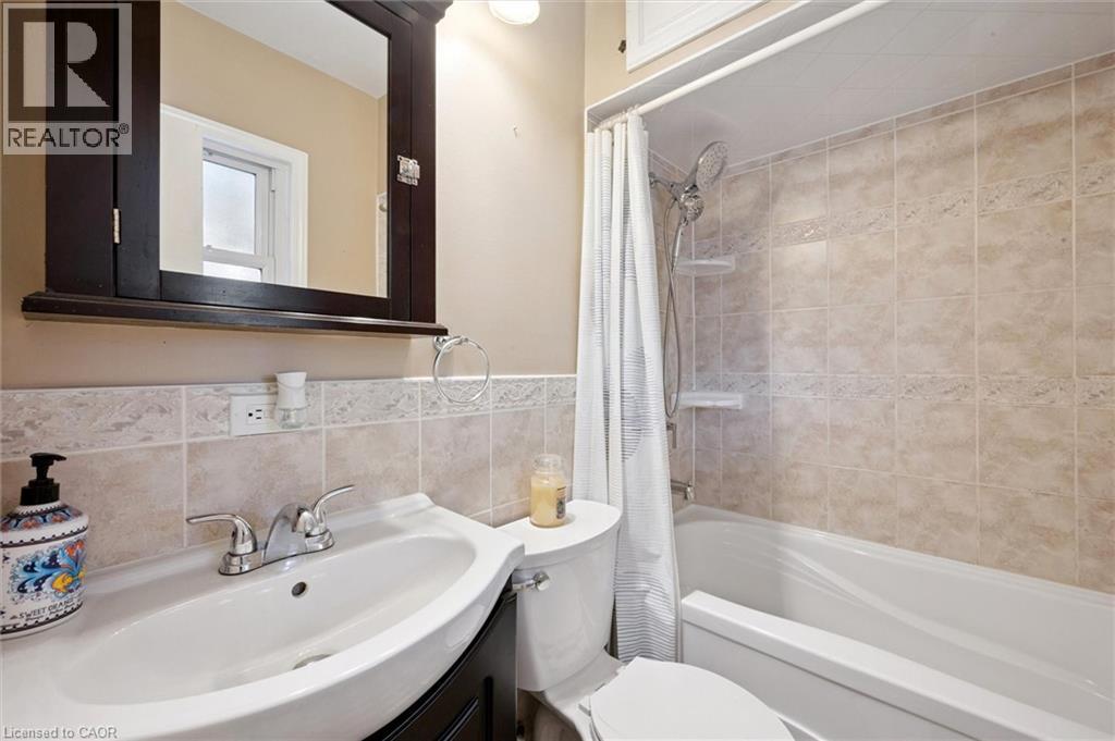 49 Woodland Avenue, Kitchener, Ontario  N2M 3G8 - Photo 12 - 40772598