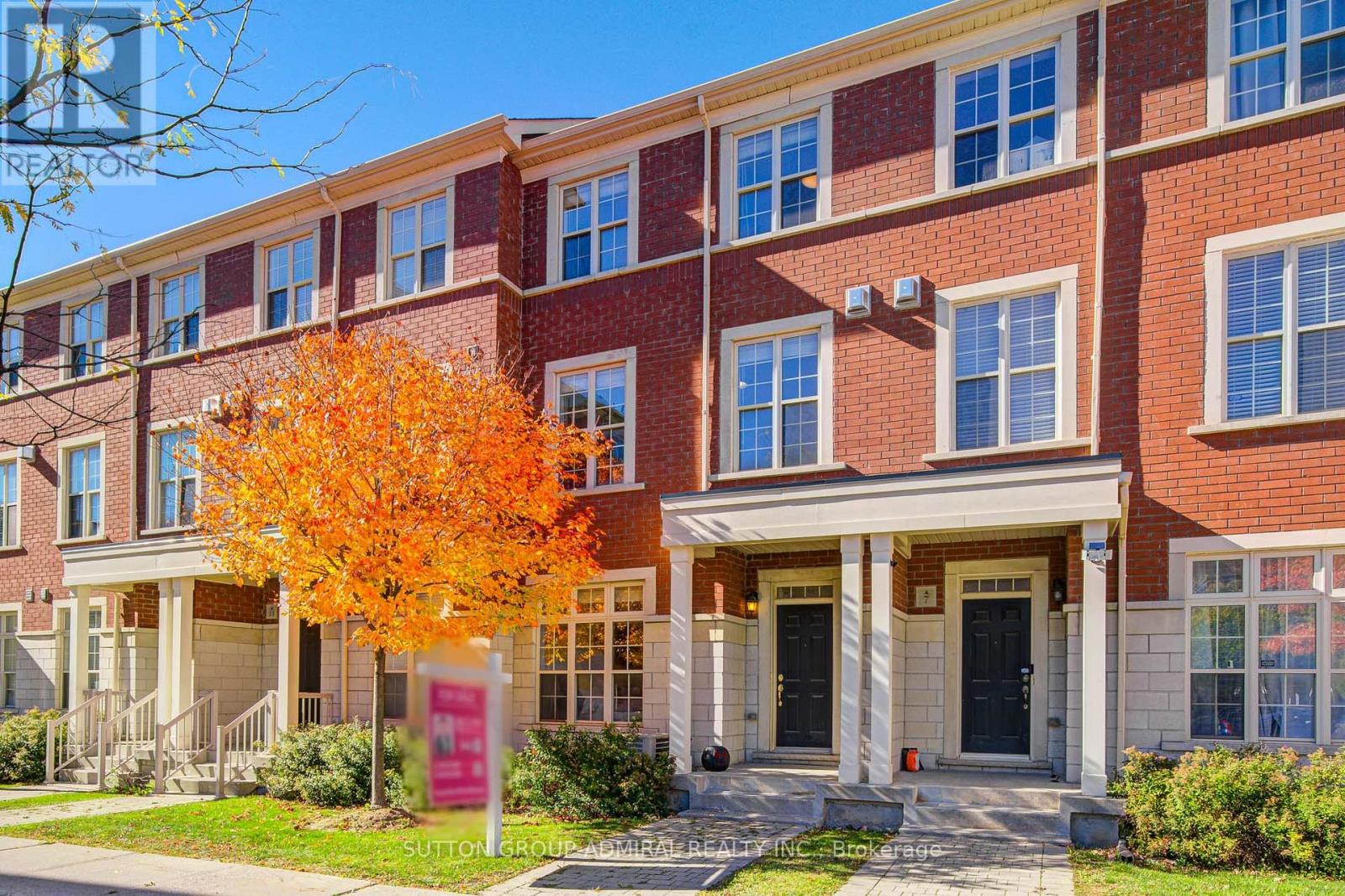 9 VANDAAM LANE, Markham, Ontario