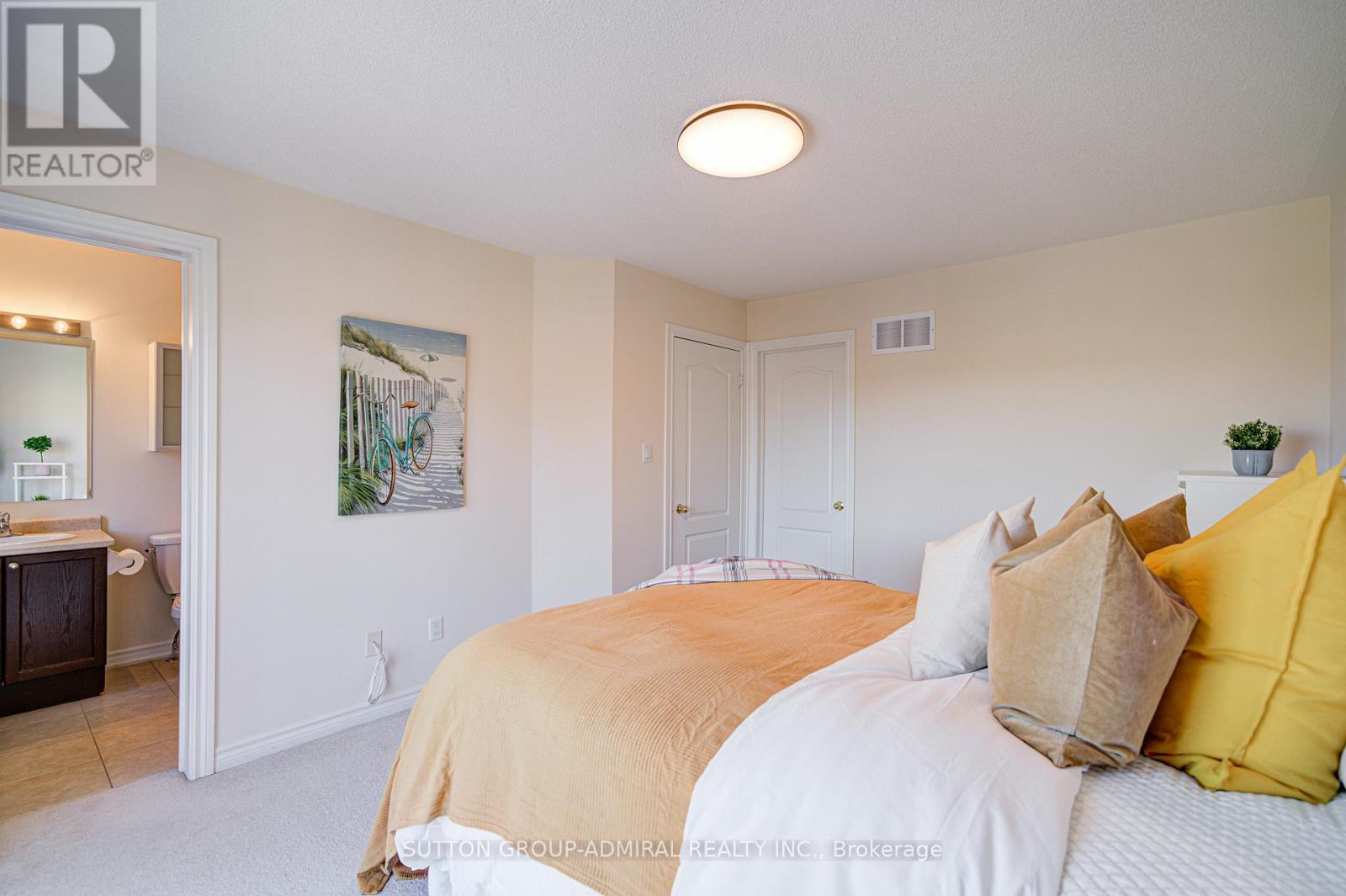 9 Vandaam Lane, Markham, Ontario  L6C 0P1 - Photo 23 - N12469543