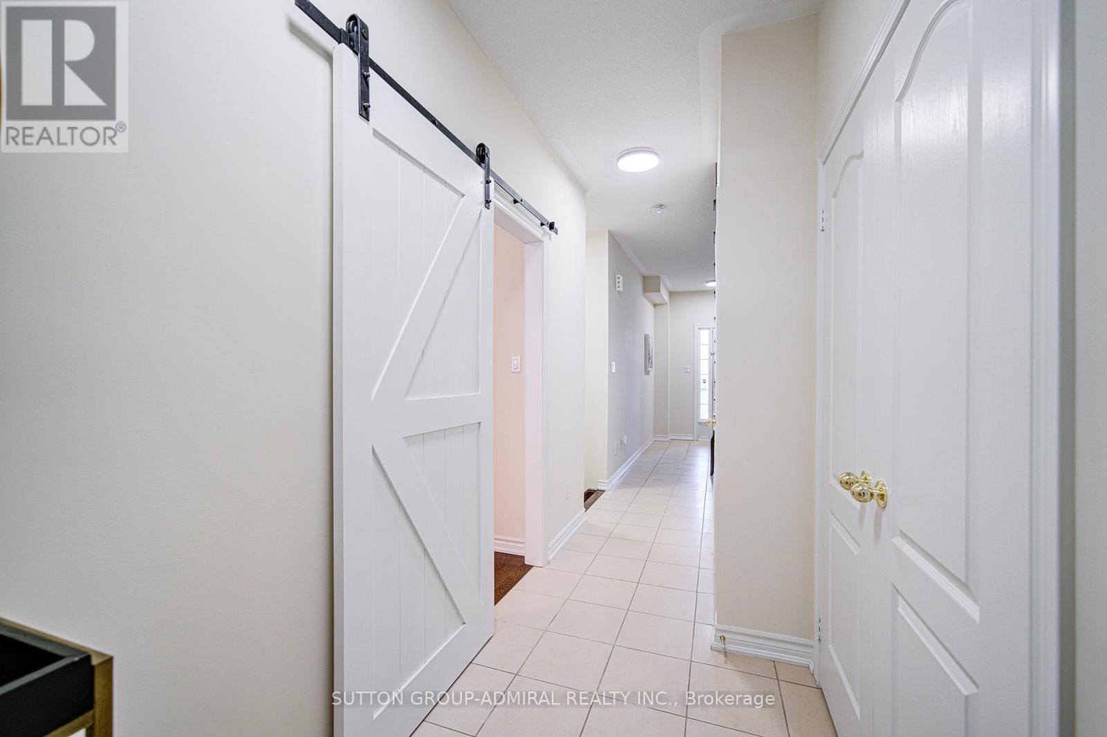 9 Vandaam Lane, Markham, Ontario  L6C 0P1 - Photo 34 - N12469543