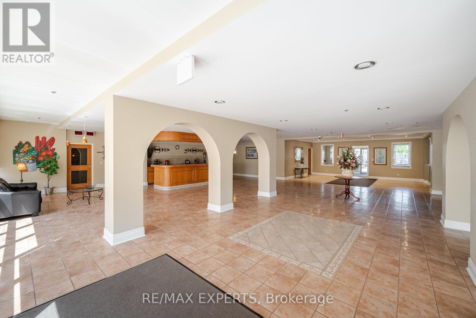309 - 7373 MARTIN GROVE ROAD, Vaughan, Ontario