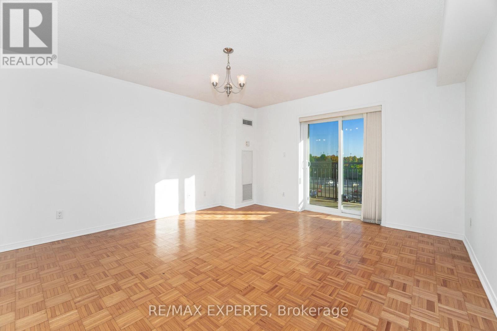 309 - 7373 Martin Grove Road, Vaughan, Ontario  L4L 9K1 - Photo 14 - N12469551