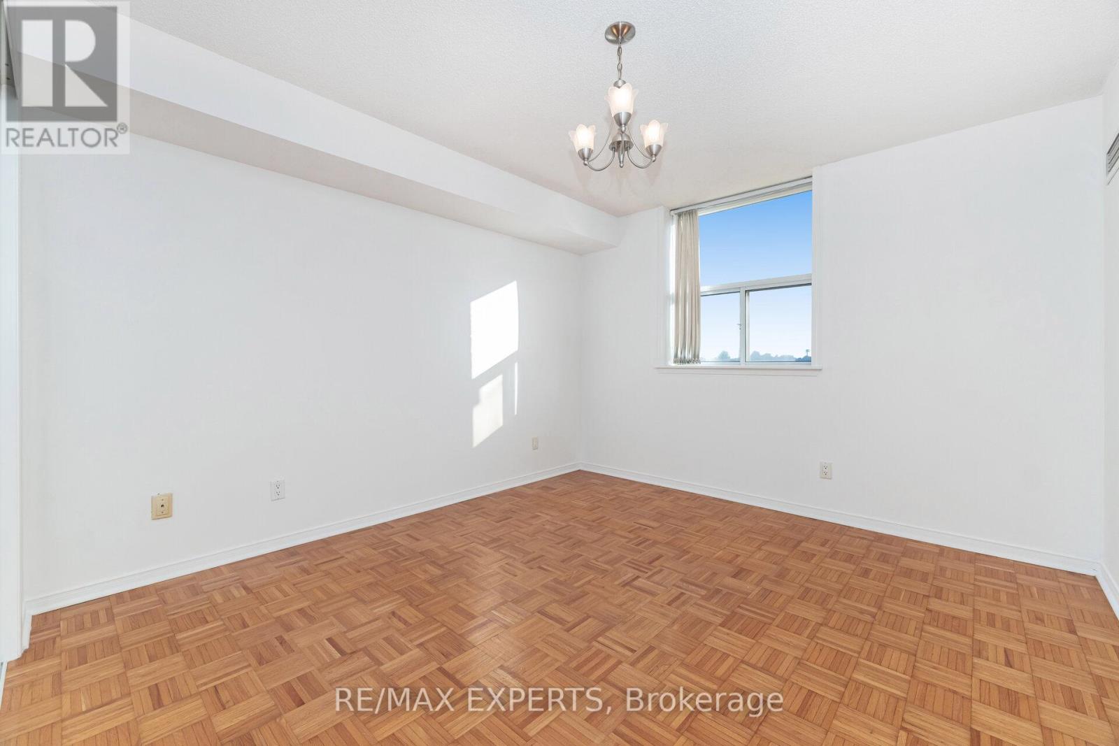 309 - 7373 Martin Grove Road, Vaughan, Ontario  L4L 9K1 - Photo 18 - N12469551