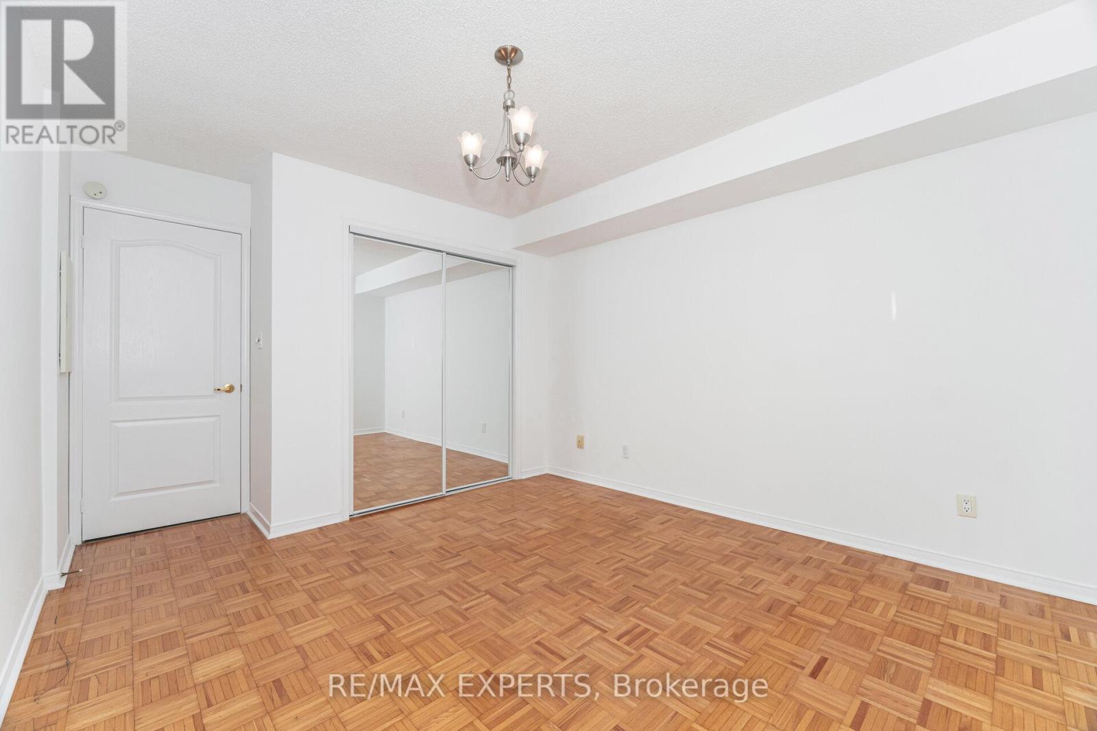 309 - 7373 Martin Grove Road, Vaughan, Ontario  L4L 9K1 - Photo 21 - N12469551