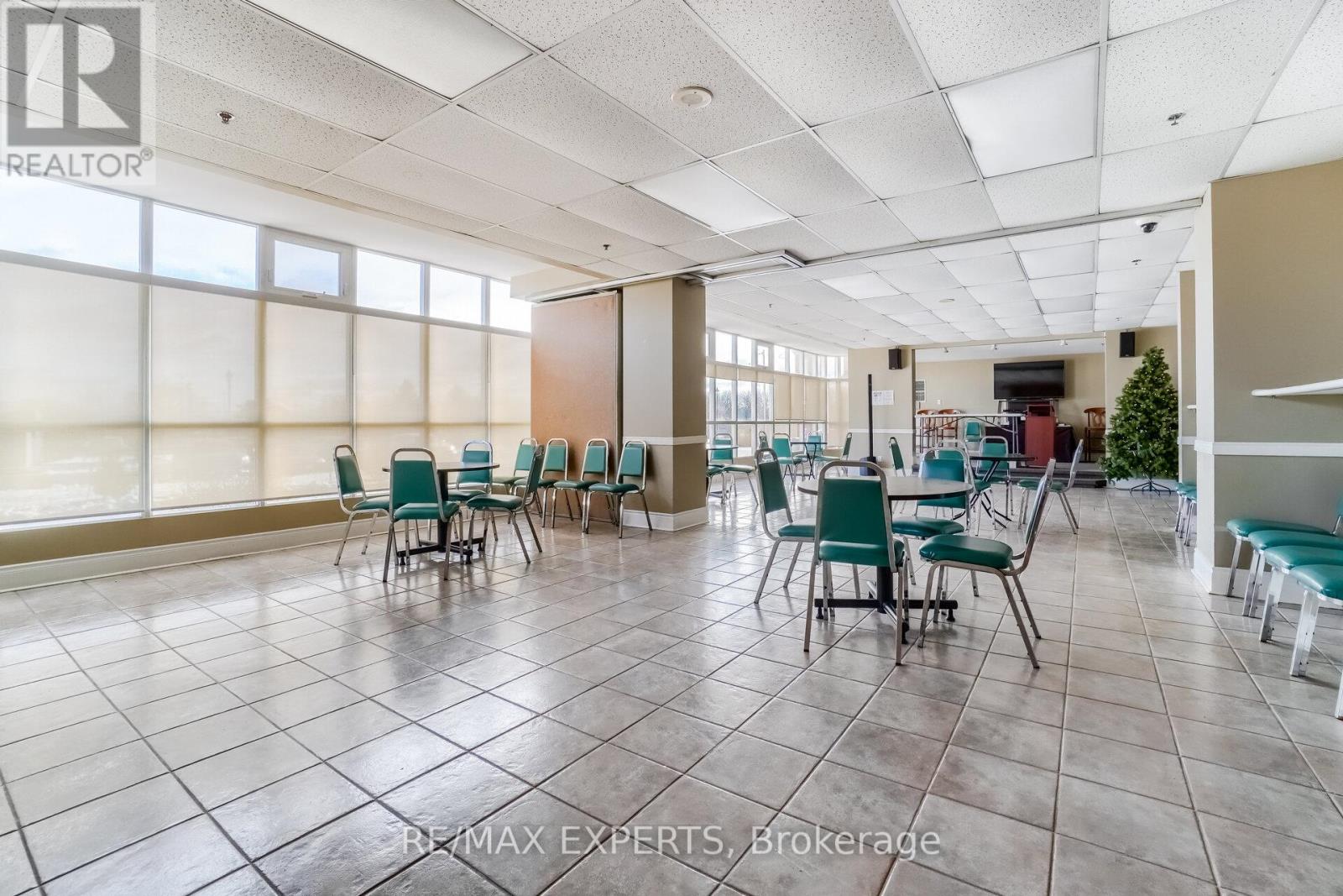 309 - 7373 Martin Grove Road, Vaughan, Ontario  L4L 9K1 - Photo 28 - N12469551